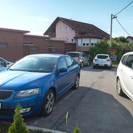 Villa Rubčić Rooms & Pansion Rakovica Esterno foto