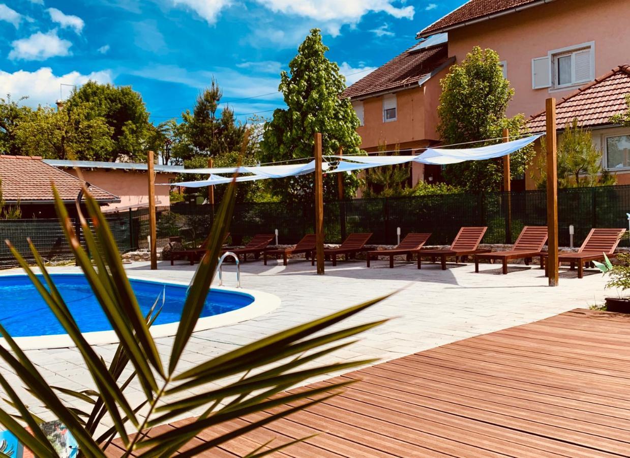 Villa Rubčić Rooms & Pansion Rakovica Esterno foto