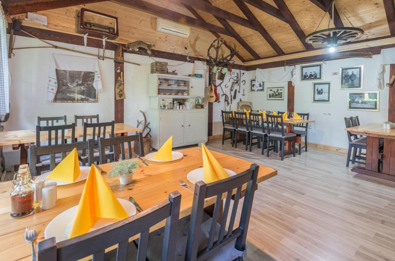 Villa Rubčić Rooms & Pansion Rakovica Esterno foto