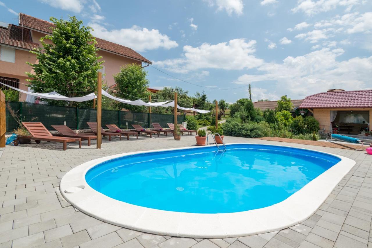 Villa Rubčić Rooms & Pansion Rakovica Esterno foto