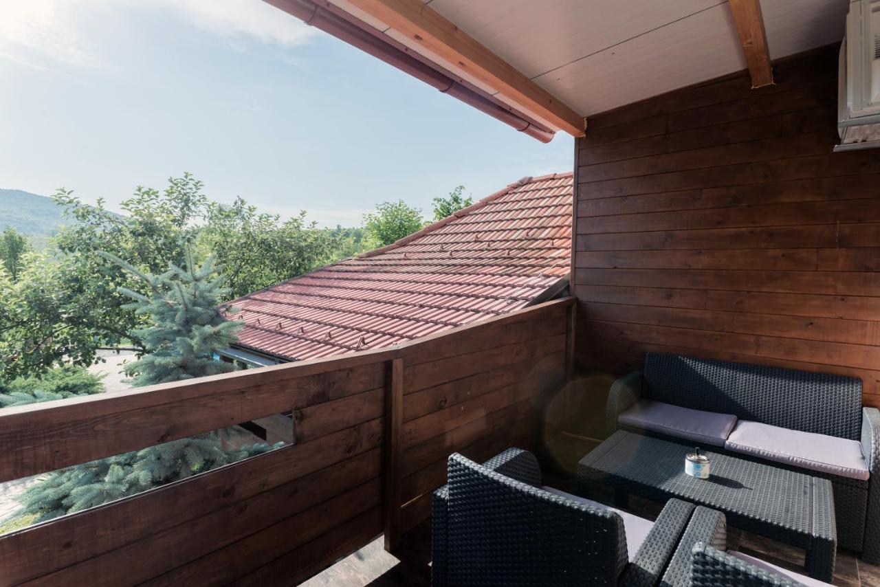 Villa Rubčić Rooms & Pansion Rakovica Esterno foto